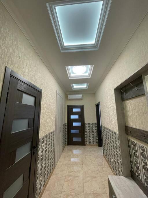 Sky House Premium Apartment In City Center Кишинев Екстериор снимка