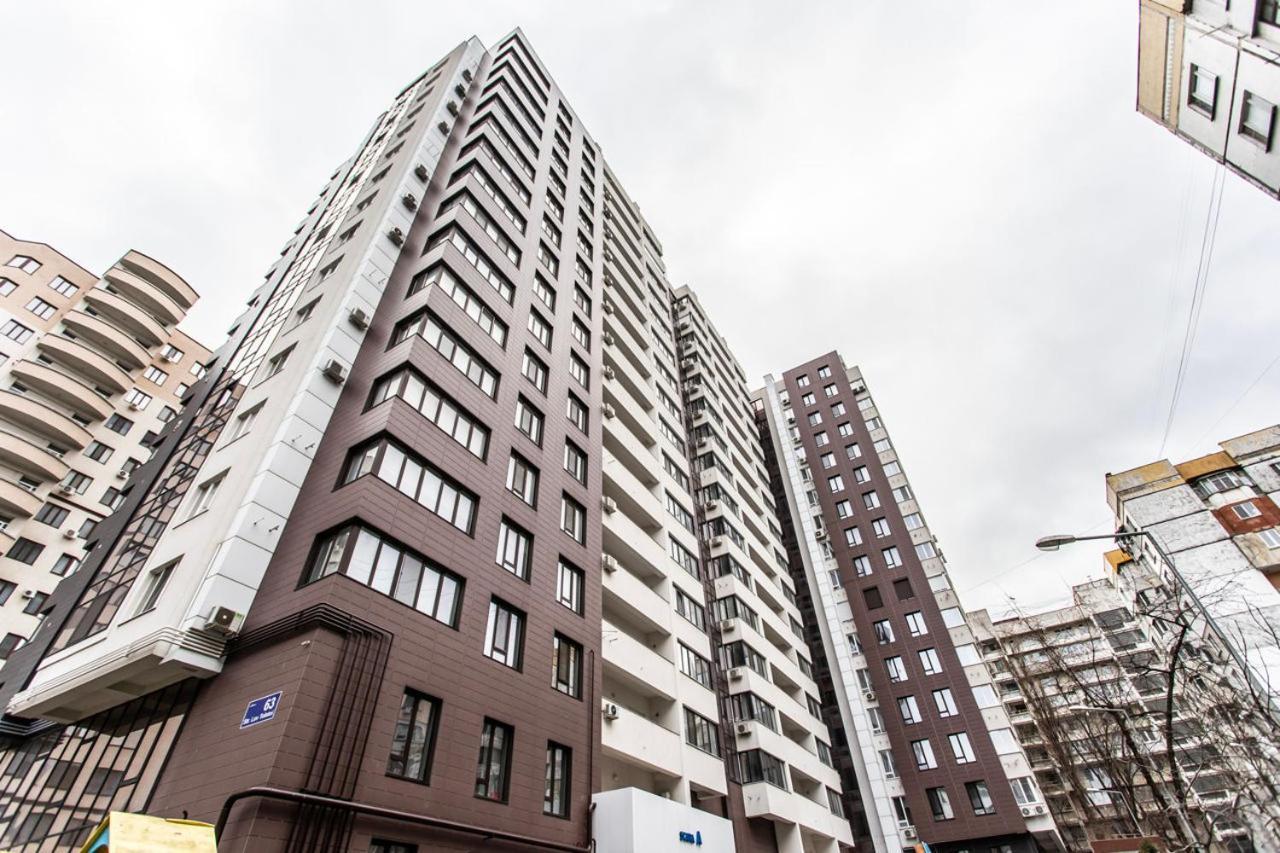 Sky House Premium Apartment In City Center Кишинев Екстериор снимка
